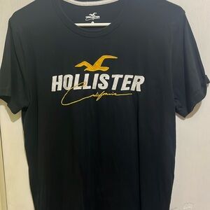 Black Hollister Tshirt